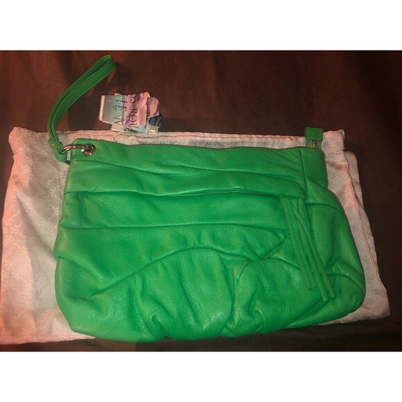 Bohdi Green Leather Zipper Tassle Clutch Wristlet BNWT Women's Unisex - Picture 2 of 9